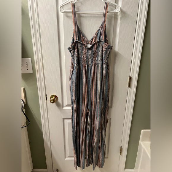 American Eagle Outfitters Blue and Pink Striped Jumpsuit - Picture 4 of 6
